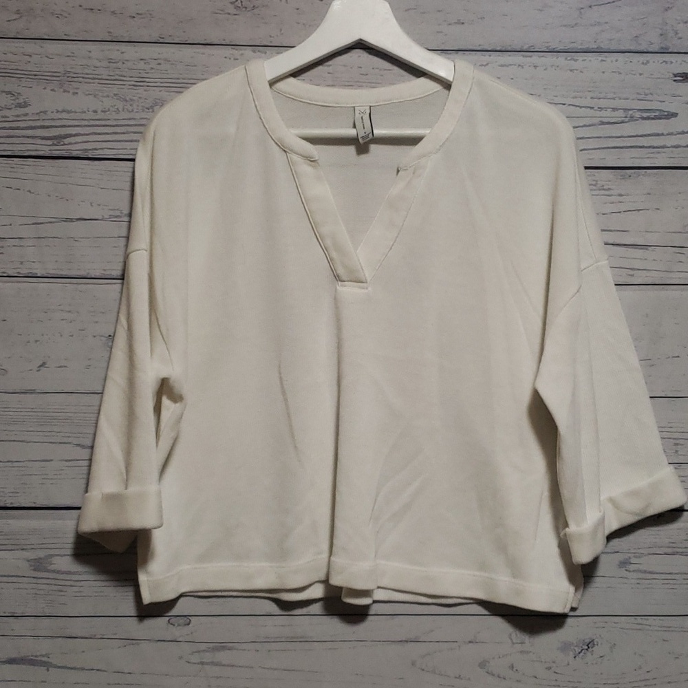 Gentle Fawn cropped white top